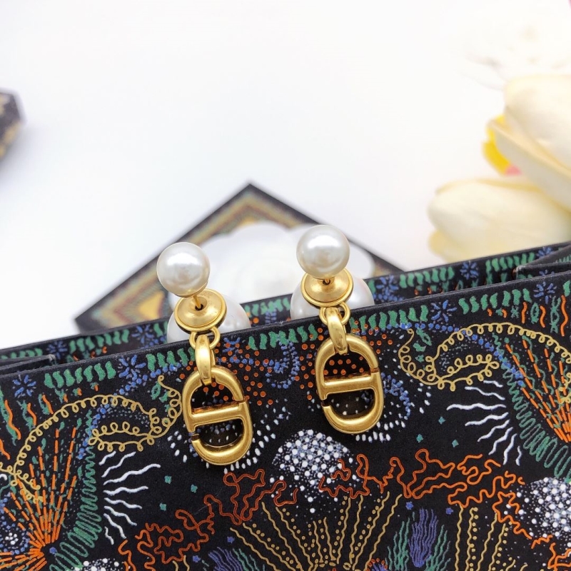 chr1st1an D10r earrings